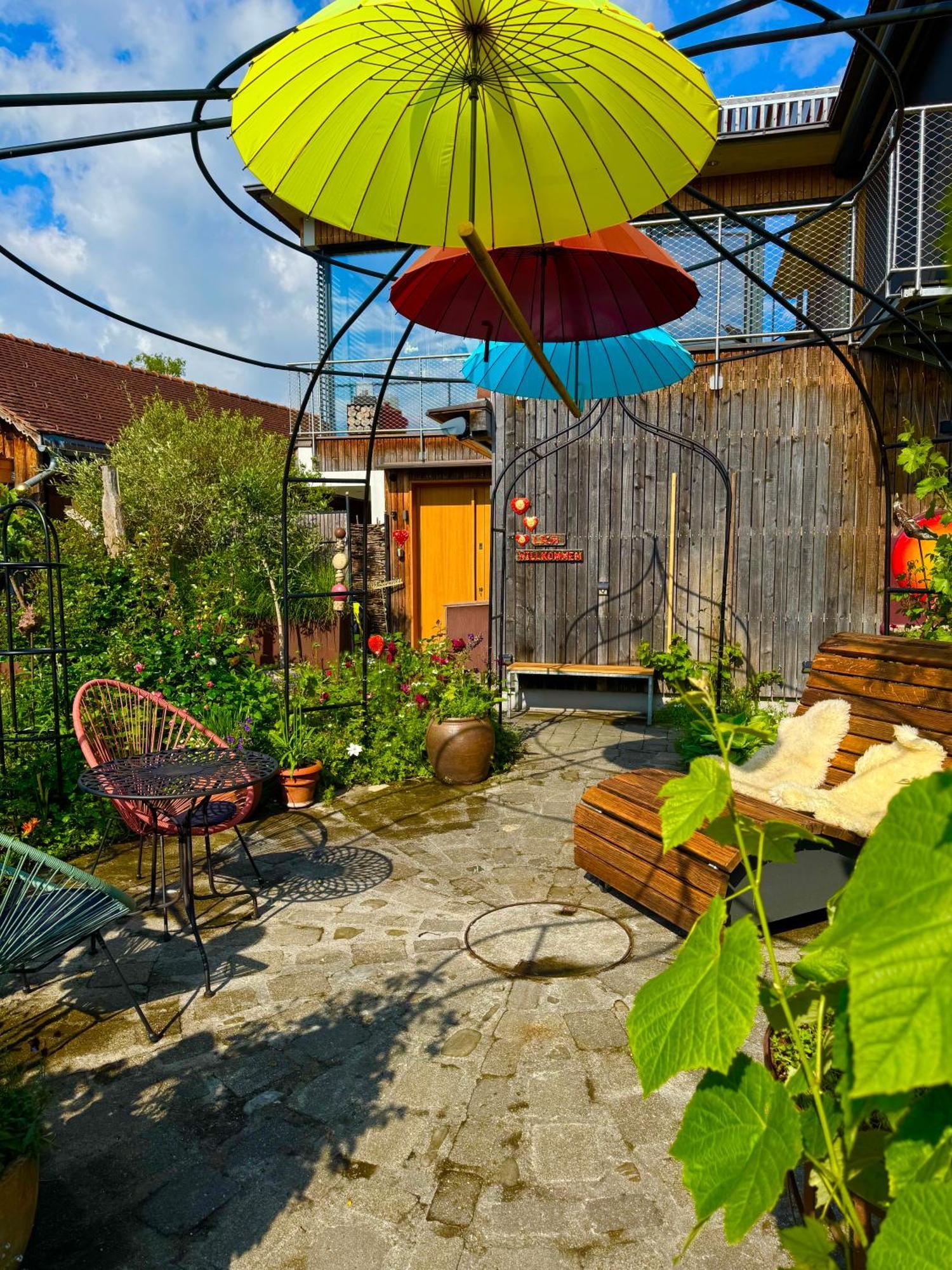 Ferienwohnung Rheintal เฟลด์เคียร์ช ภายนอก รูปภาพ